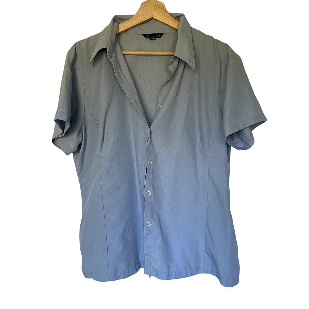 Lands' End women's rayon blend light blue button down short sleeved top size L